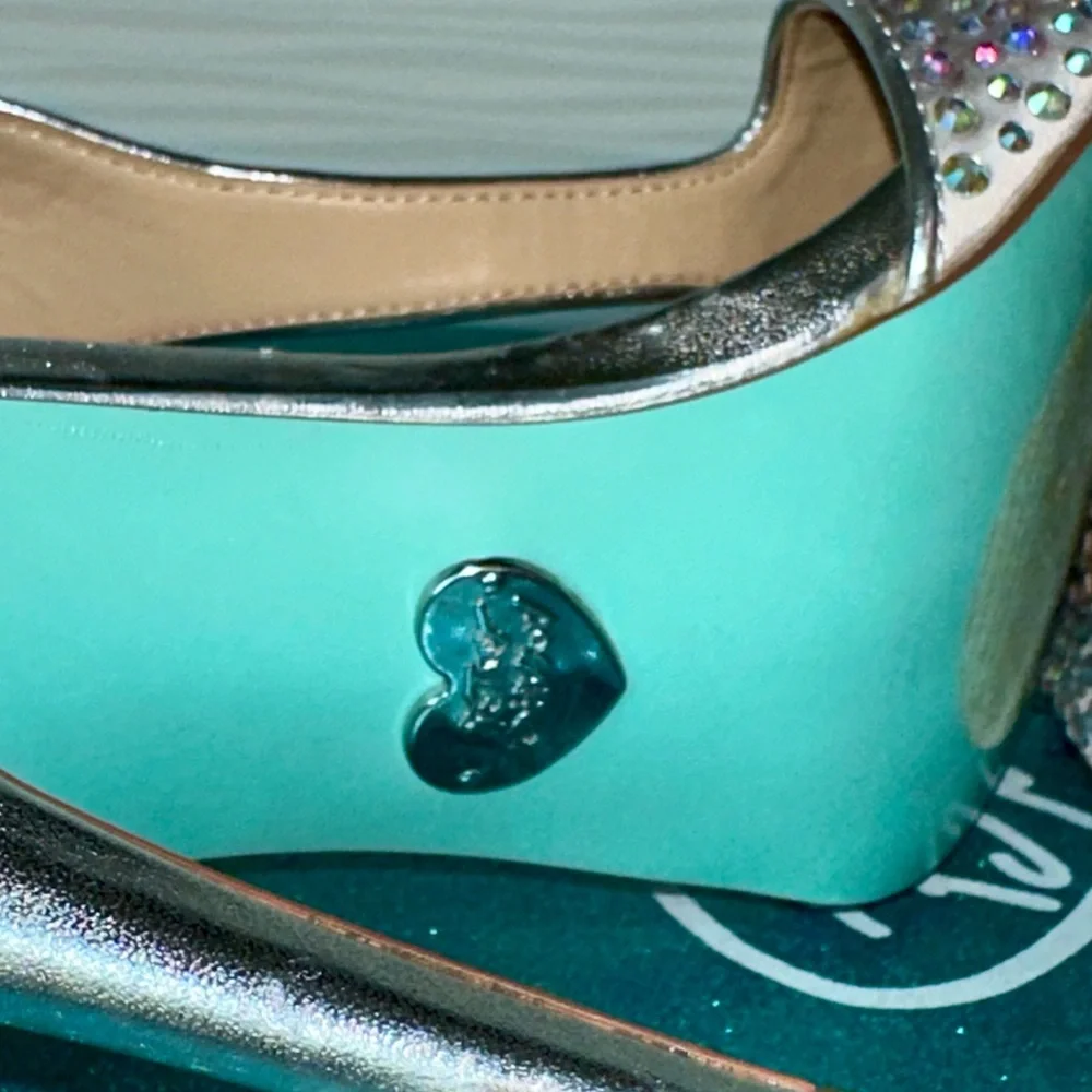 Betsey Johnson Formal Rhinestone Heels SB- I Do 7.5 - Picture 5 of 8